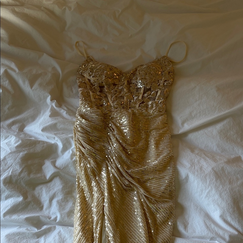 Elegant Gold Sequin Dress